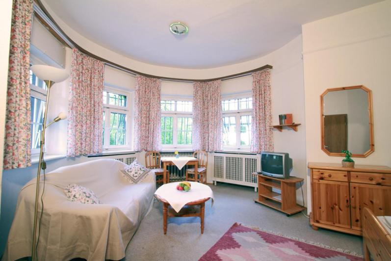 Gaestehaus Hohe Tannen Maison d'hôtes 3*