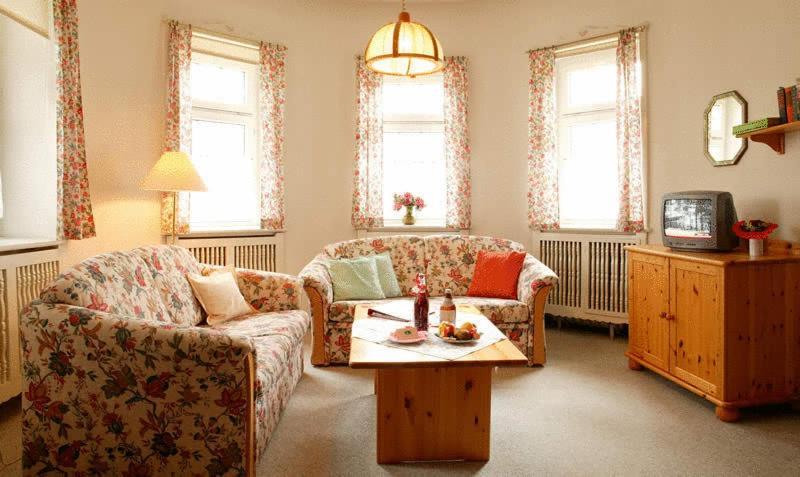 Gaestehaus Hohe Tannen Guest house