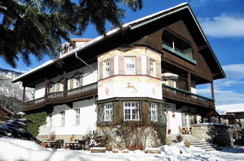 Gaestehaus Hohe Tannen 3*